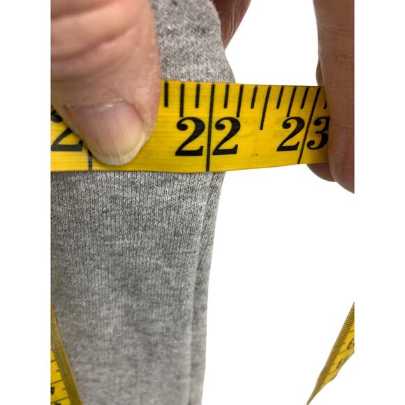 MC Sportswear Gray Hoodie Sweatshirt Snowmen Fall From Above - Picture 5 of 6